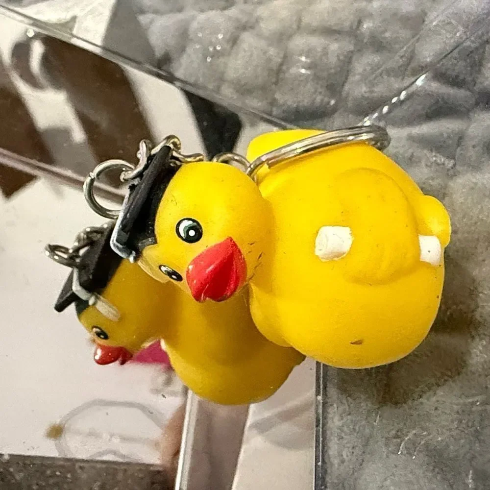 Graduation Duck Keychain Yellow Rubber with Cap & Diploma – Cute Gift Idea